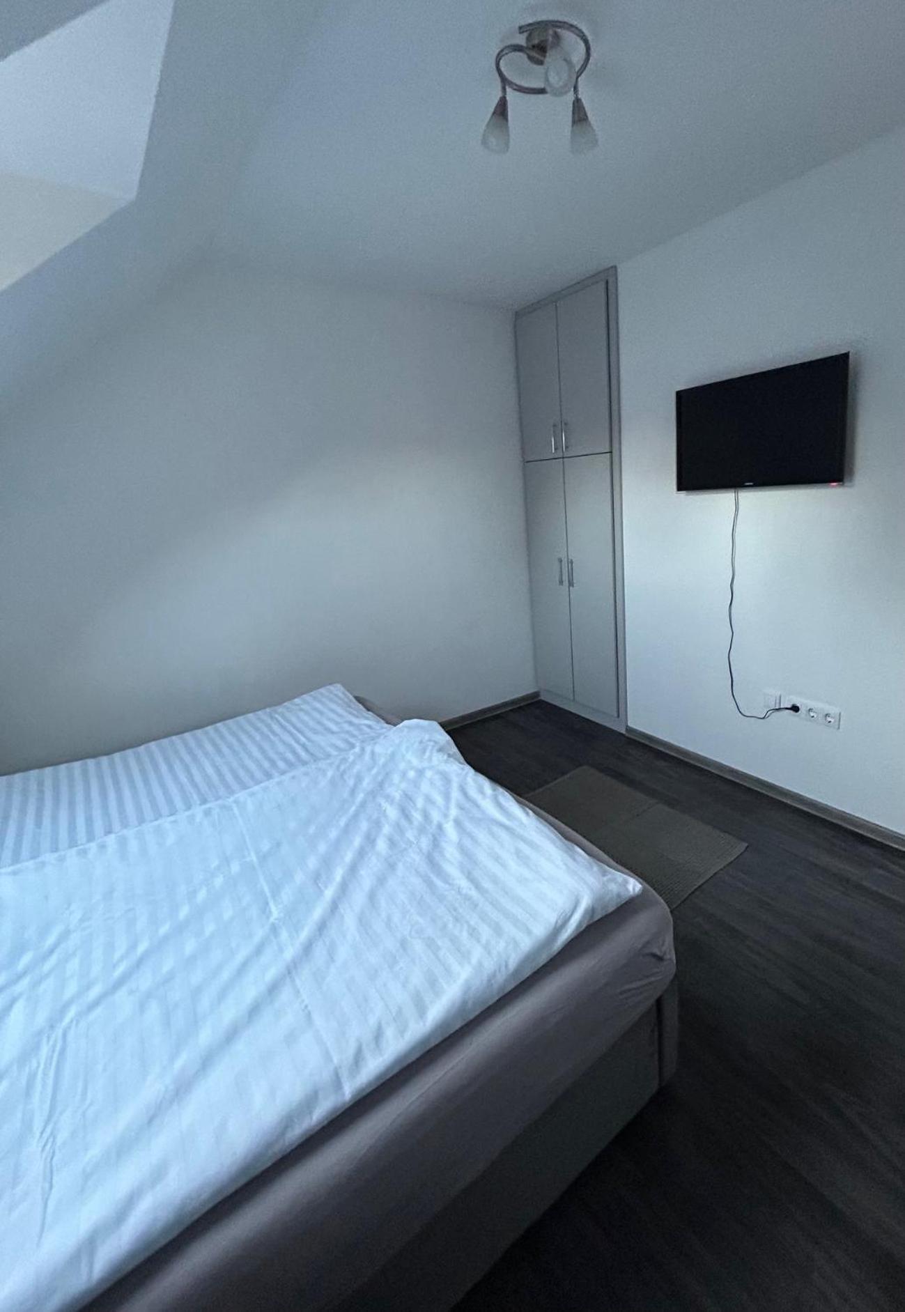 Heni Apartment Bük Екстериор снимка