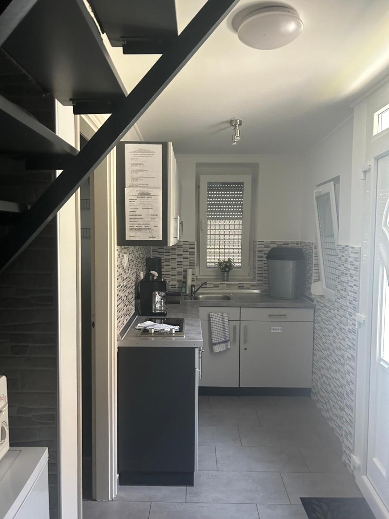 Heni Apartment Bük Екстериор снимка