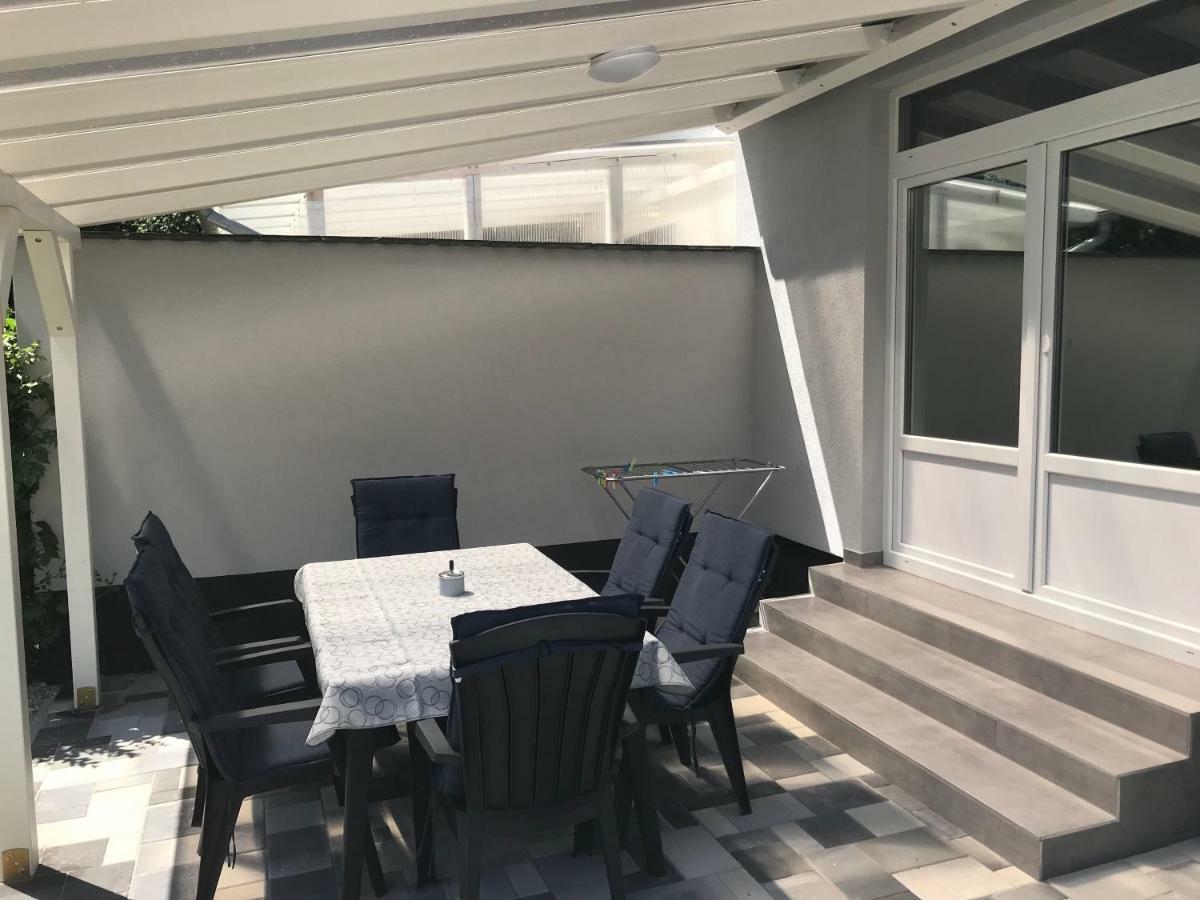 Heni Apartment Bük Екстериор снимка